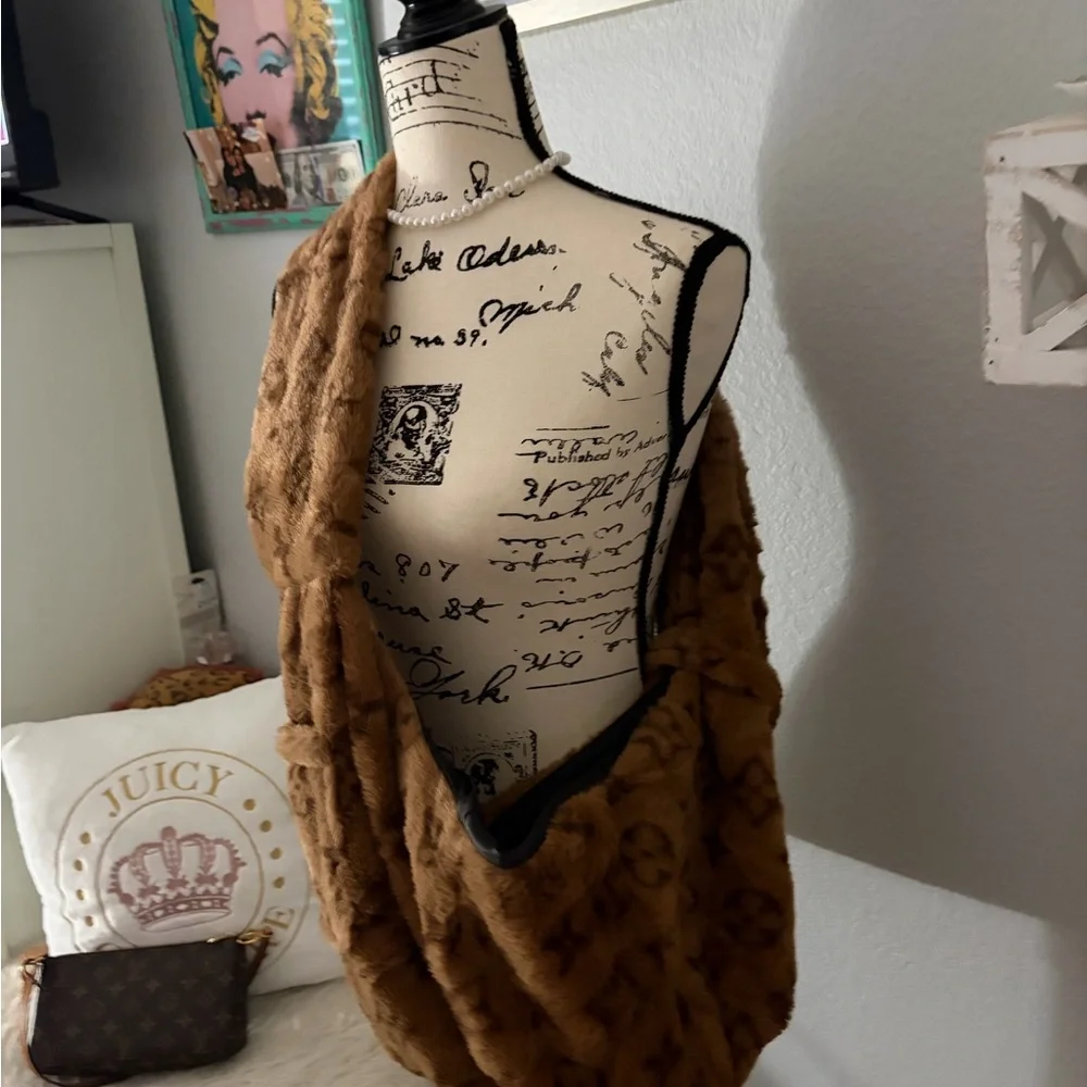 Brown Faux Fur Scarf with Pink Dog Plush